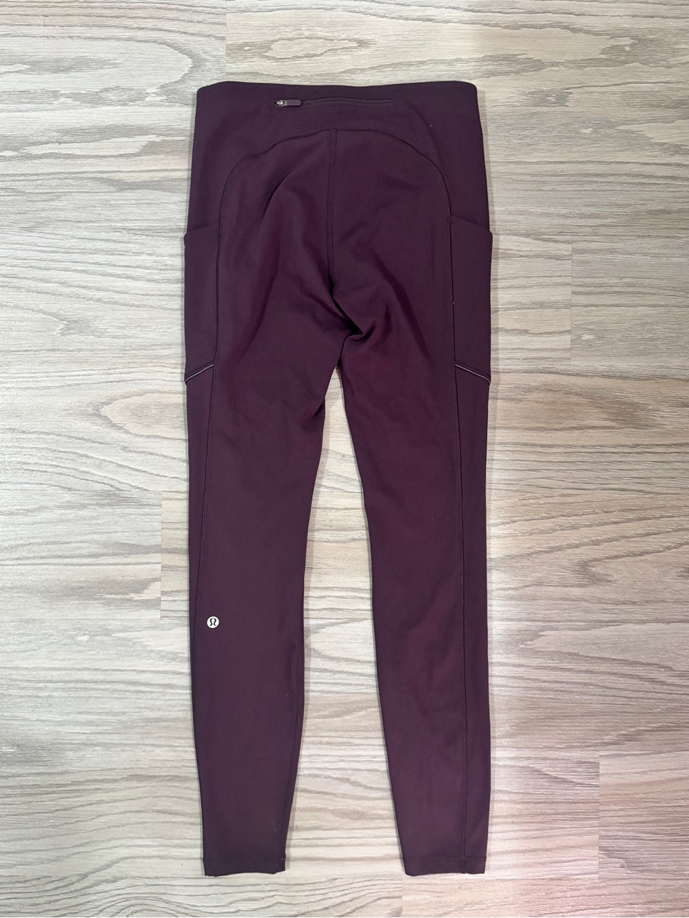 Lululemon Speed Up Tight *Full-On Luxtreme 28" Woman’s Size 6 - Picture 2 of 4
